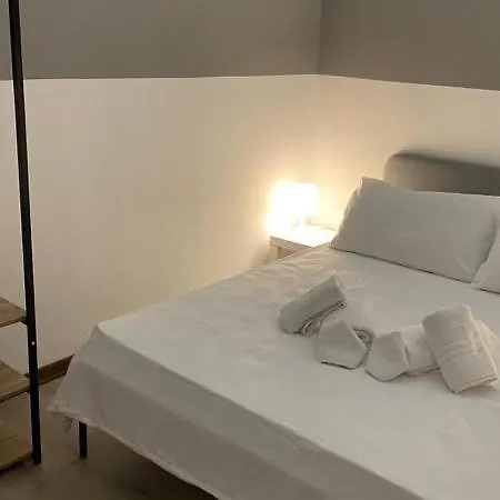 Tramway 3-trieste Center * Triëst