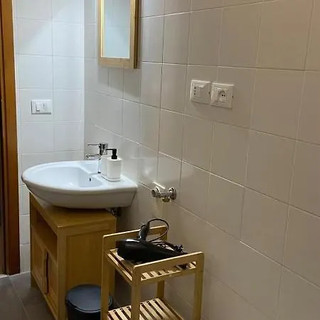 Tramway 3-trieste Center * Triëst